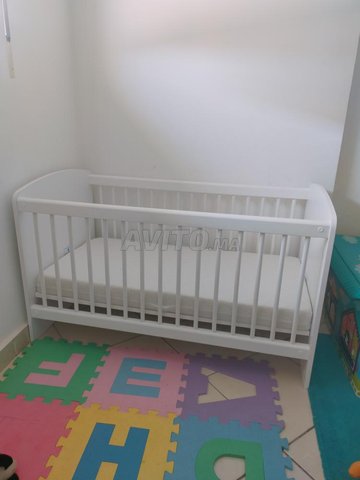 lit bébé avec matelas  - 3