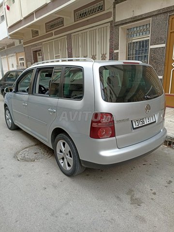 Voiture Volkswagen Touran 2007 à Tanger Diesel - 8 chevaux