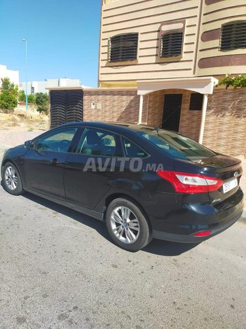 Ford focus avito