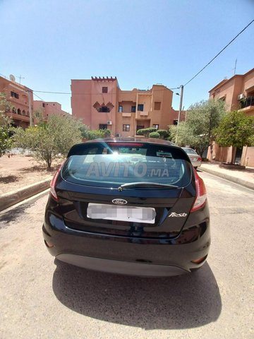 Voiture Ford Fiesta 2016 à Marrakech Diesel - 6 chevaux