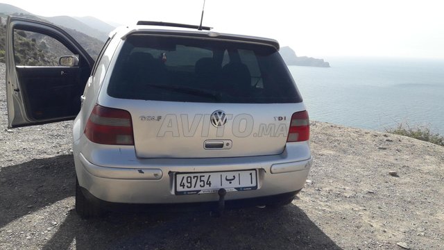 Voiture Volkswagen Golf 2000 à Al Hoceïma  Diesel  - 8 chevaux