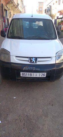 Voiture Peugeot Partner 2010 à Khouribga Diesel - 6 chevaux
