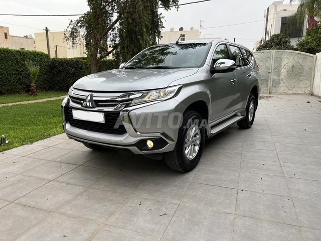 Voiture Mitsubishi Pajero sport 2019 à Fès Diesel - 10 chevaux