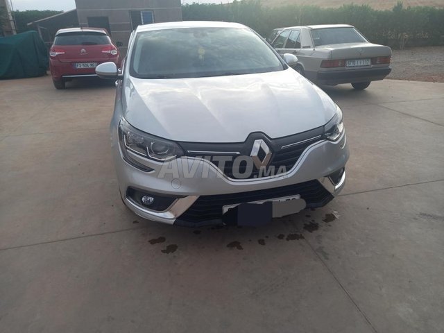 Voiture Renault Megane 2016 à Berkane Diesel - 6 chevaux