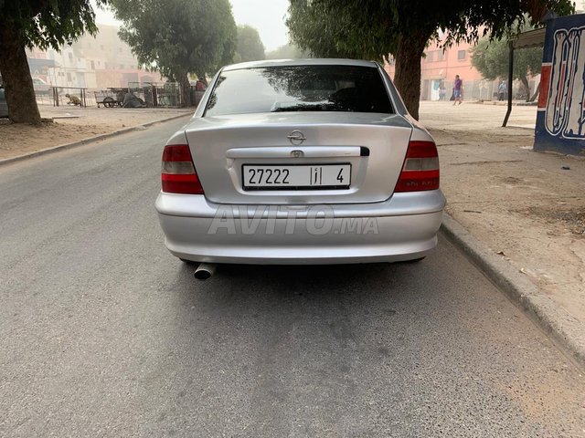 Voiture Opel Vectra 2001 à Safi Diesel - 8 chevaux