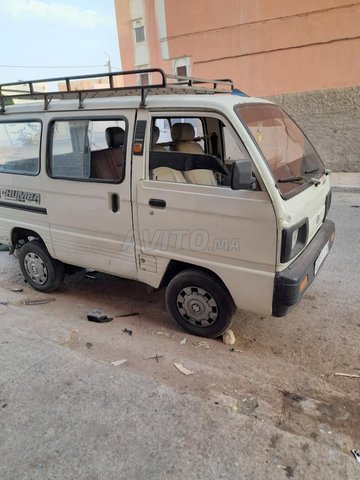 Voiture Suzuki Carry 1996 à Laâyoune Essence - 6 chevaux