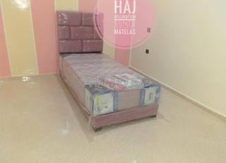 Lit Un Place Très Bon Qualité De Casablanca À Aut