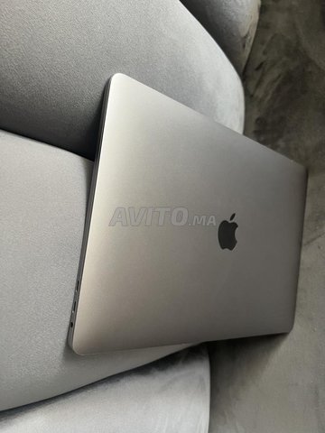 MacBook pro 2019 i5  - 4
