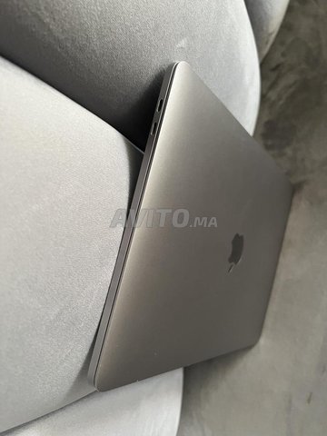 MacBook pro 2019 i5  - 1