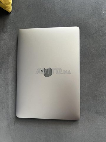 MacBook pro 2019 i5  - 5