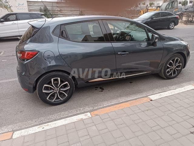 Voiture Renault Clio 2018 à Casablanca Diesel - 6 chevaux