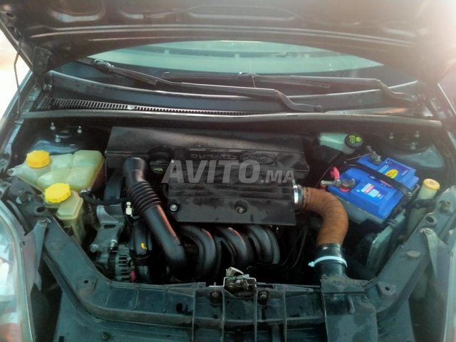 Ford Fiesta essence - 7