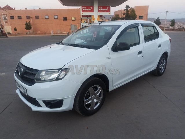 Voiture Dacia Logan 2013 à Khénifra Diesel - 6 chevaux