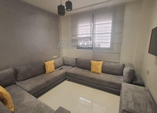 شقة عالية المستوى 108م في طريق إيموزار