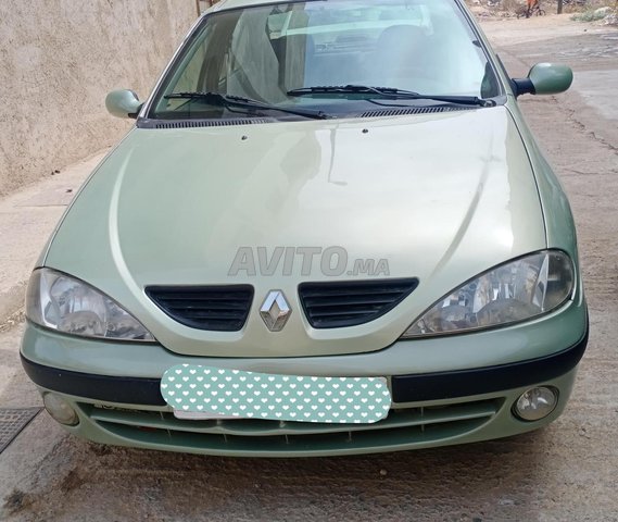 Voiture Renault Megane 2004 à Meknès Diesel - 7 chevaux