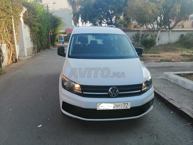 Voiture Volkswagen Caddy 2019 à Casablanca Diesel - 8 chevaux