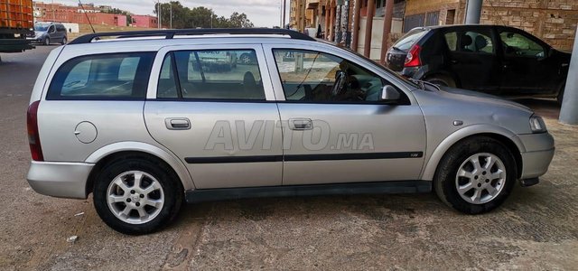 Opel Astra occasion Diesel Modèle 2004