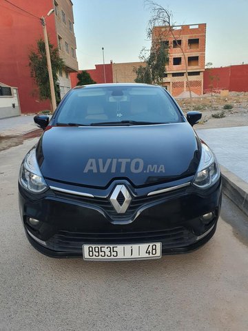 Voiture Renault Clio 2020 à Oujda  Diesel  - 6 chevaux