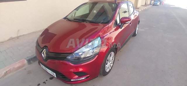 Voiture Renault Clio 2018 à Casablanca Diesel - 6 chevaux