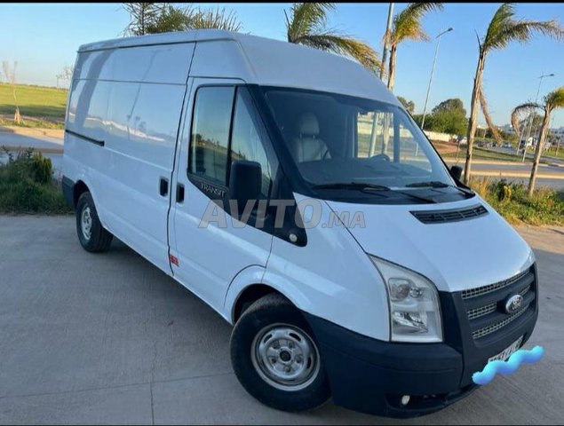 Voiture Ford Transit 2014 à Salé Diesel - 7 chevaux