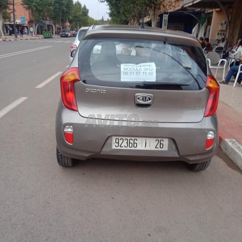 Kia picanto avito