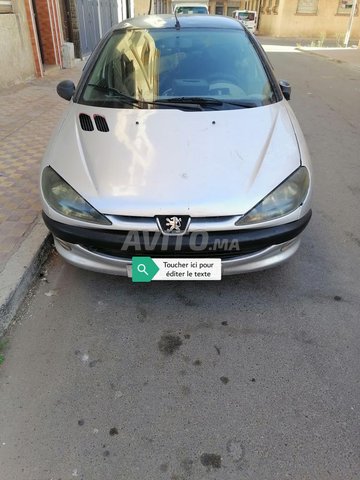 Voiture Peugeot 206 2002 à El Jadida Essence - 6 chevaux