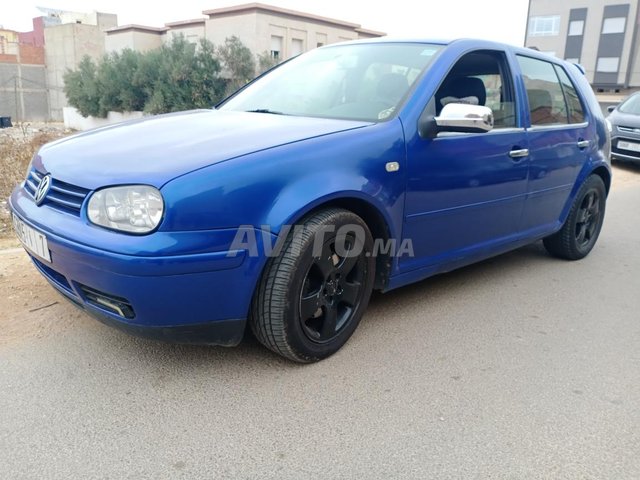 Voiture Volkswagen GOLF 4 2010 à Meknès Diesel - 8 chevaux