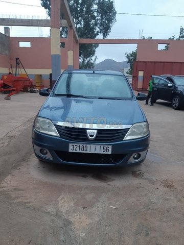 Voiture Dacia Logan 2009 à Khénifra Essence - 8 chevaux