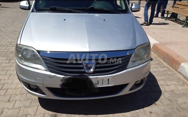 Voiture Dacia Logan 2013 à Marrakech  Diesel  - 6 chevaux