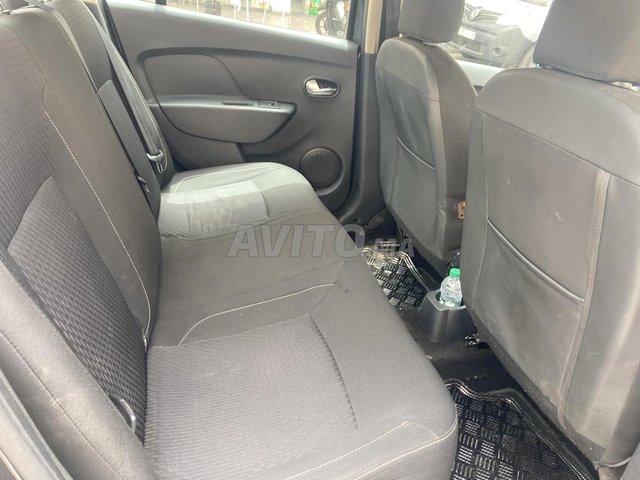 Voiture Dacia Logan 2017 à Casablanca  Diesel  - 6 chevaux