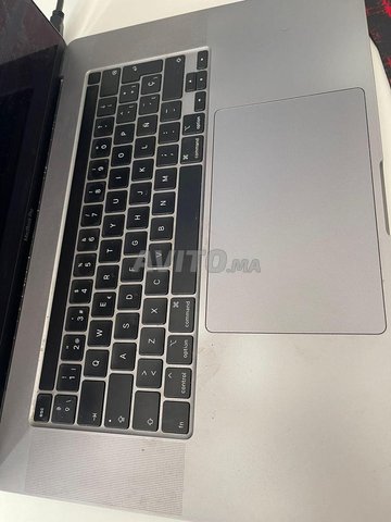 MacBook pro 2019  16 i9 - 4