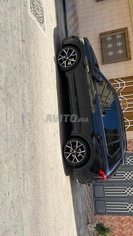 Voiture Volkswagen Tiguan 2021 à Tanger Essence - 11 chevaux