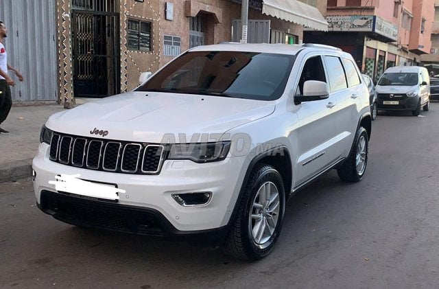 Jeep grand avito