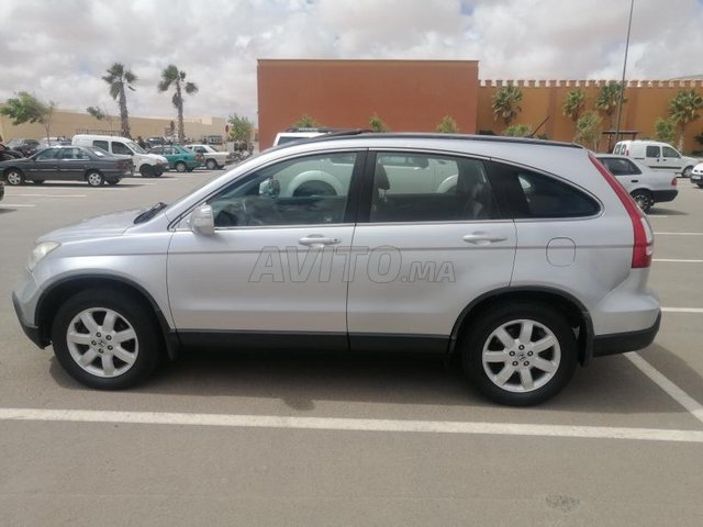 Voiture Honda CR-V 2009 à Laâyoune Essence - 11 chevaux