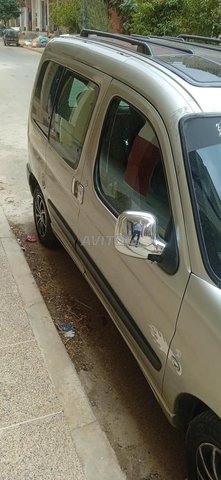Voiture Peugeot Partner 2007 à Meknès Diesel - 7 chevaux
