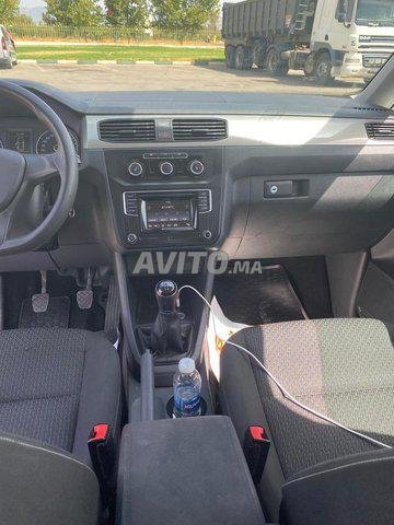 Voiture Volkswagen Caddy 2015 à Meknès  Diesel  - 8 chevaux