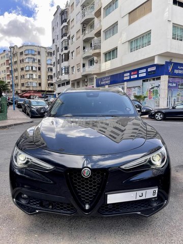 Voiture Alfa Romeo Stelvio 2019 à Casablanca  Diesel  - 9 chevaux