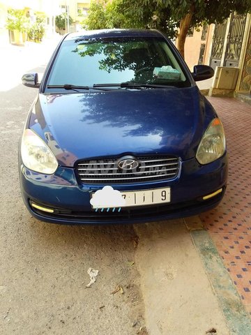 Voiture Hyundai Accent 2010 à Béni Mellal Essence - 8 chevaux
