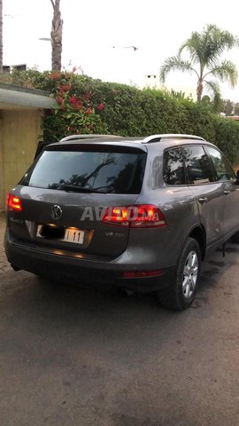 Volkswagen touareg avito