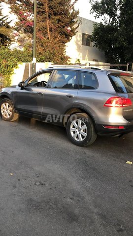 Volkswagen touareg avito