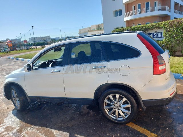 Voiture Honda CR-V 2011 à Casablanca Diesel - 10 chevaux