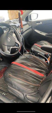 Voiture Hyundai Accent 2017 à Bouarfa Diesel - 6 chevaux