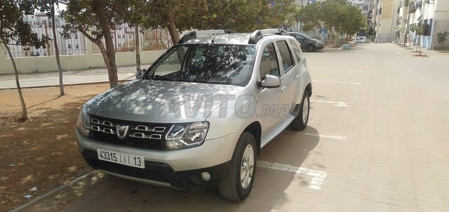 Voiture Dacia Duster 2016 à Casablanca Diesel - 6 chevaux