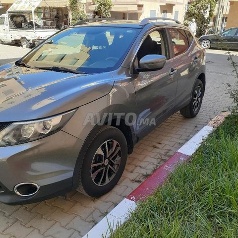 Voiture Nissan Qashqai 2015 à Rabat  Diesel  - 6 chevaux