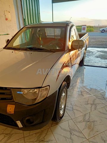 Voiture Mitsubishi L200 2012 à Kénitra Diesel - 6 chevaux