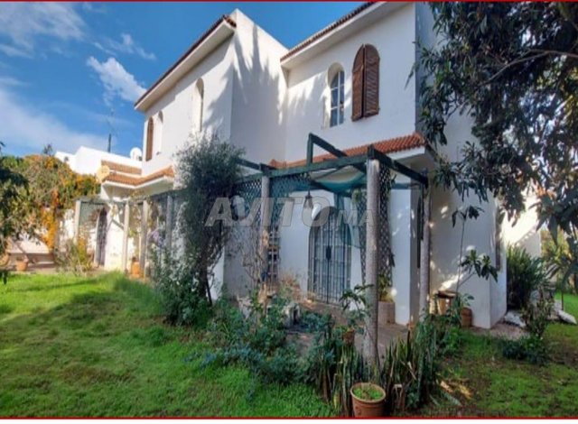 Maison et villa 450m² en Vente à Rabat - 4