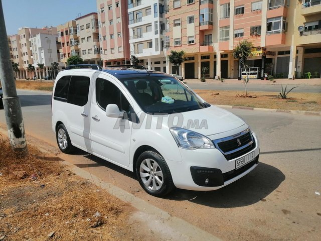 Voiture Peugeot Partner 2019 à Rabat Diesel - 6 chevaux