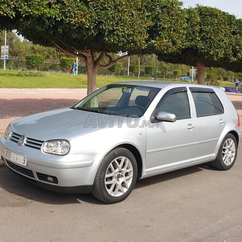 Voiture Volkswagen GOLF 4 2002 à Kénitra  Diesel  - 8 chevaux