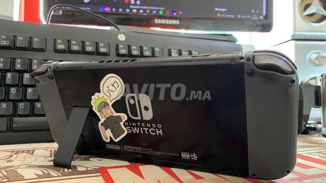 Nintendo Switch - couleur gris - avec jeu - 4