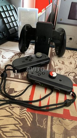 Nintendo Switch - couleur gris - avec jeu - 2